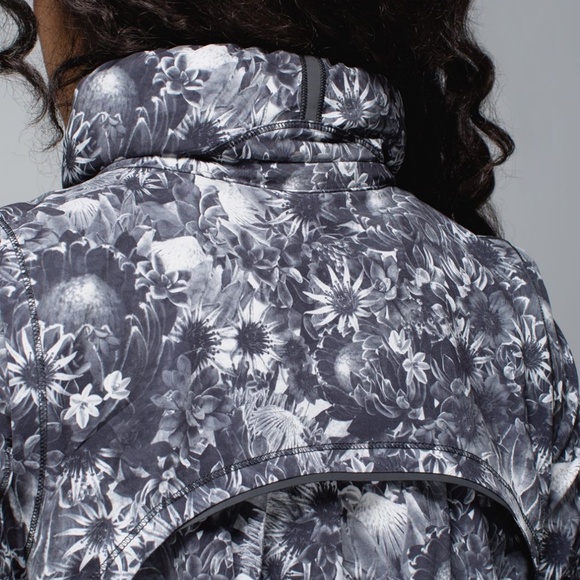 Lululemon Bring Back The Track Jacket - Picture 3 of 11